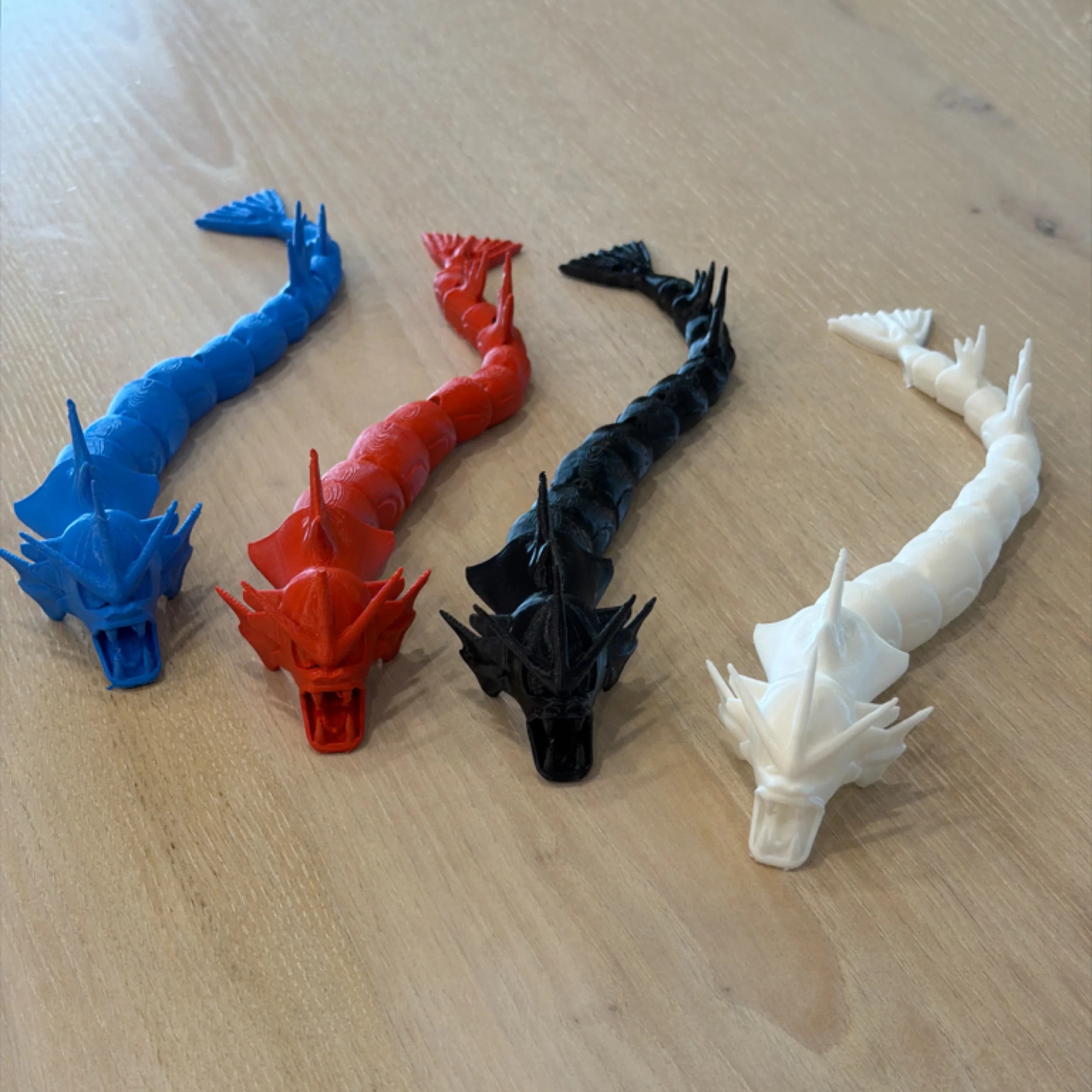 Carton Serpentine Dragon
